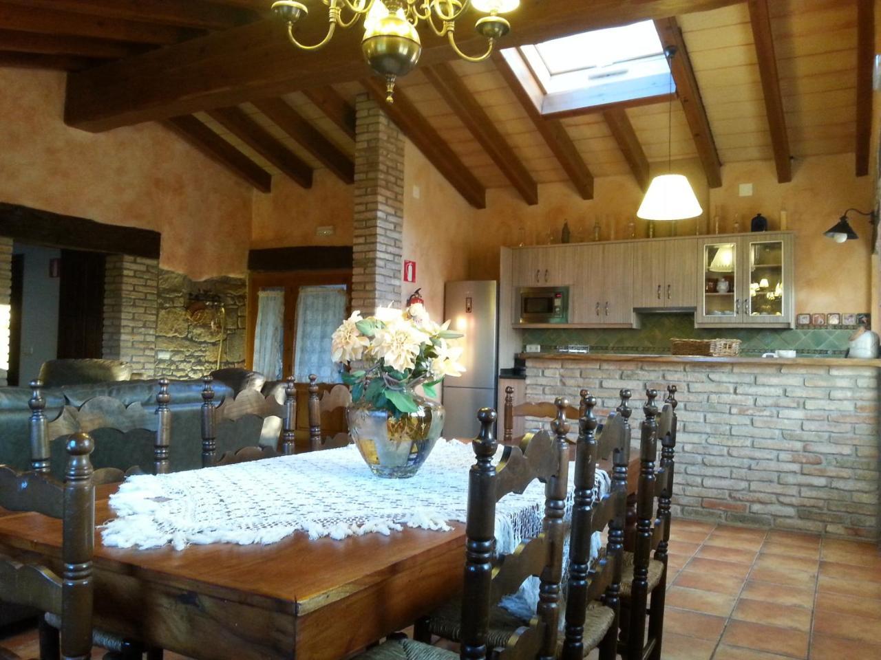 Country House El Permanyer Olost 外观 照片